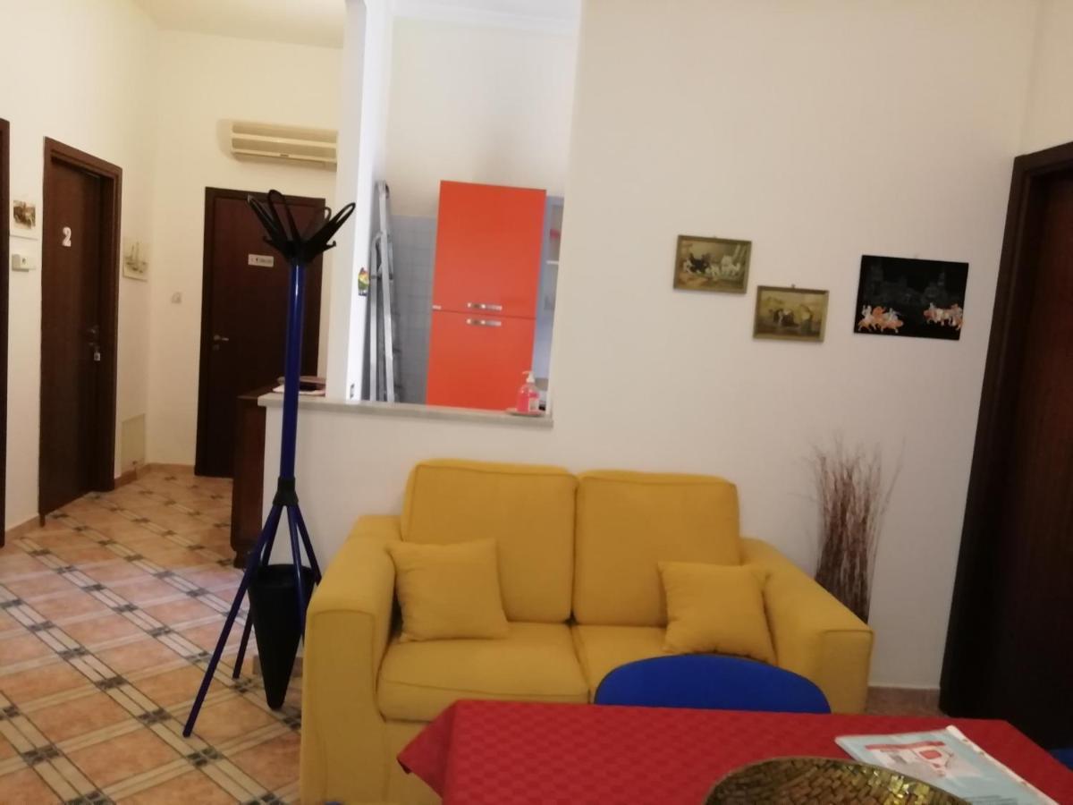 Casa Claudia Hotell Palermo Eksteriør bilde