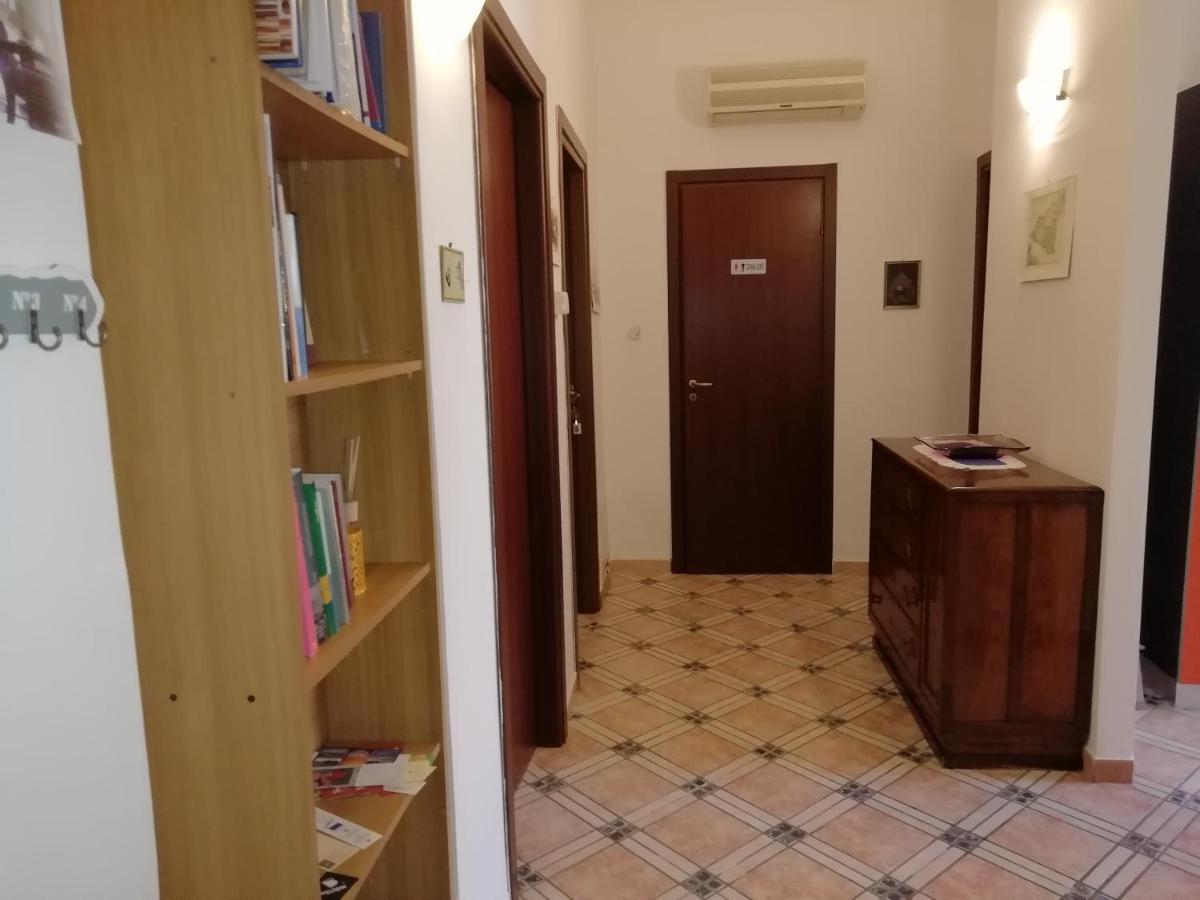 Casa Claudia Hotell Palermo Eksteriør bilde