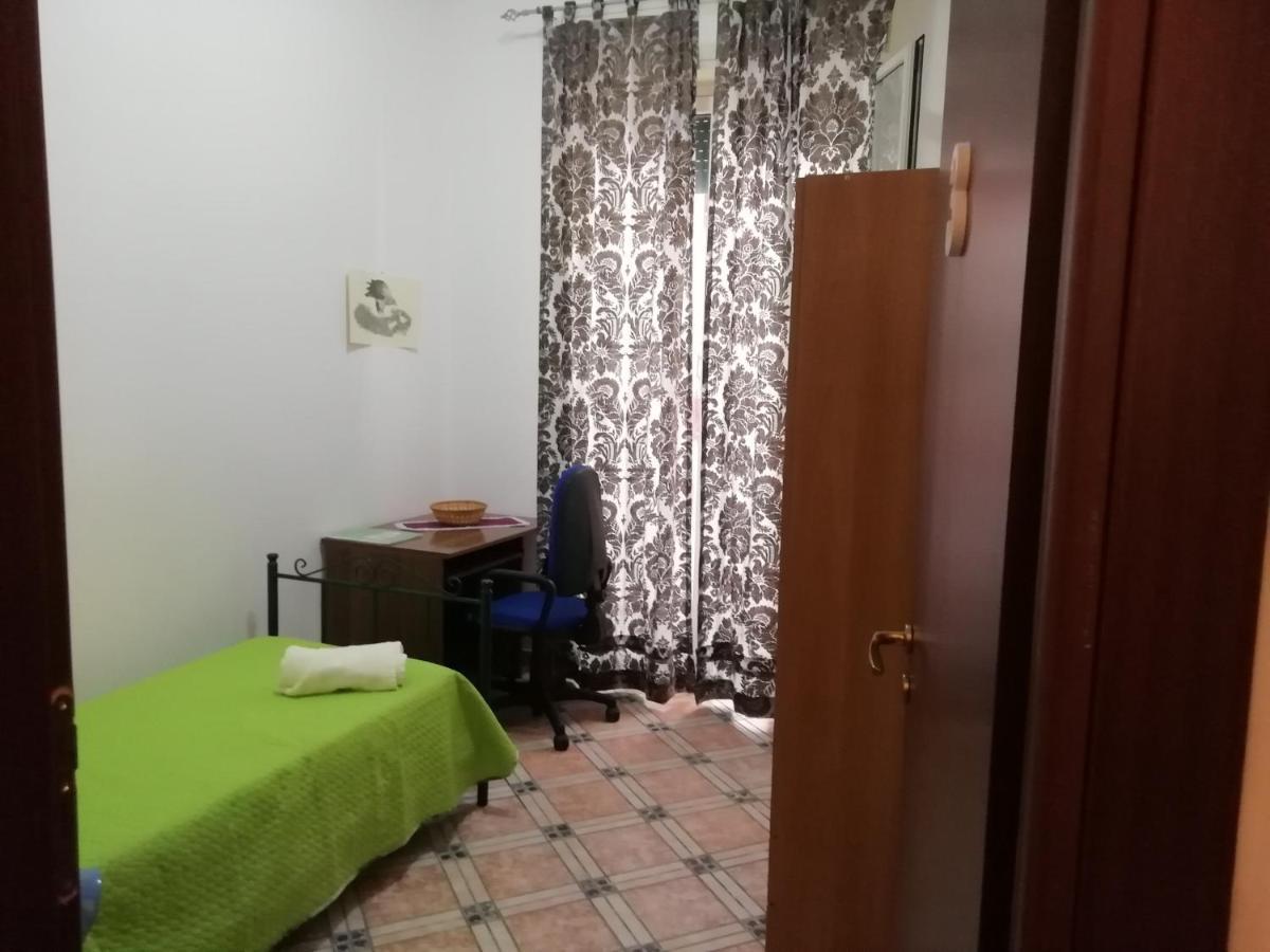 Casa Claudia Hotell Palermo Eksteriør bilde