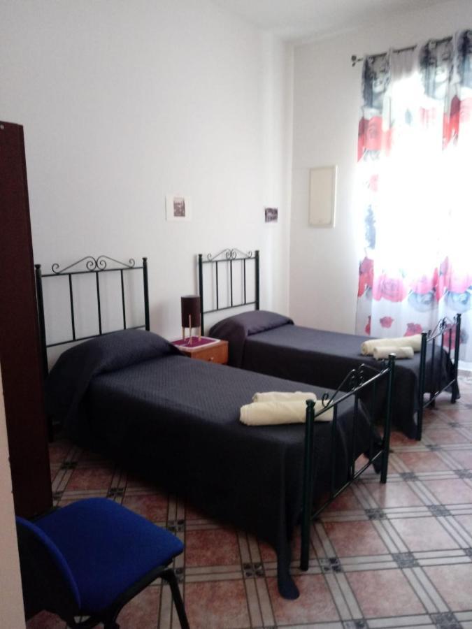 Casa Claudia Hotell Palermo Eksteriør bilde