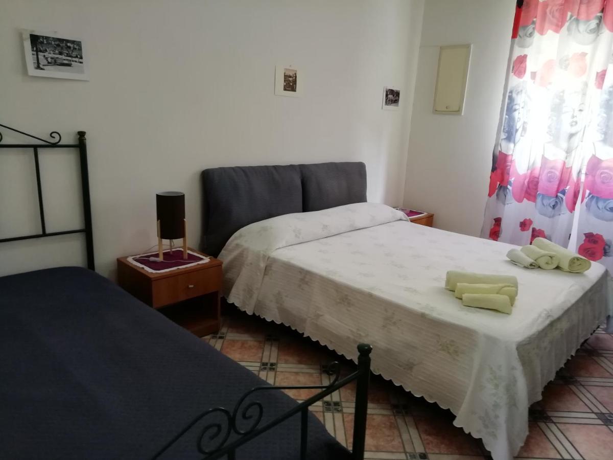 Casa Claudia Hotell Palermo Eksteriør bilde