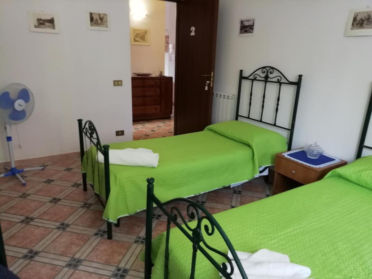 Casa Claudia Hotell Palermo Eksteriør bilde