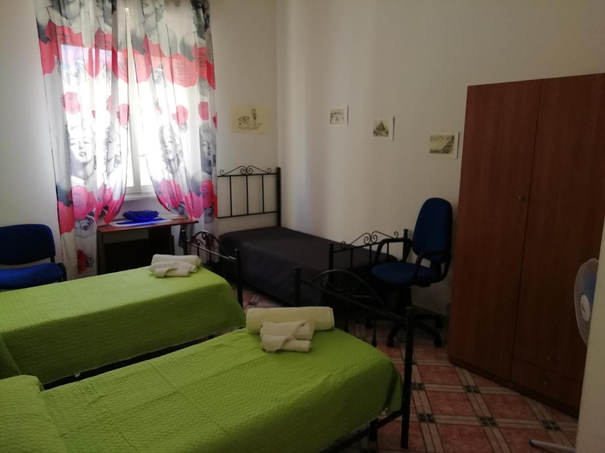 Casa Claudia Hotell Palermo Eksteriør bilde
