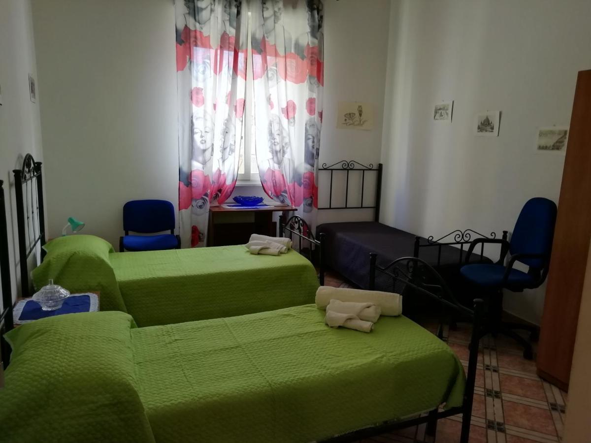 Casa Claudia Hotell Palermo Eksteriør bilde