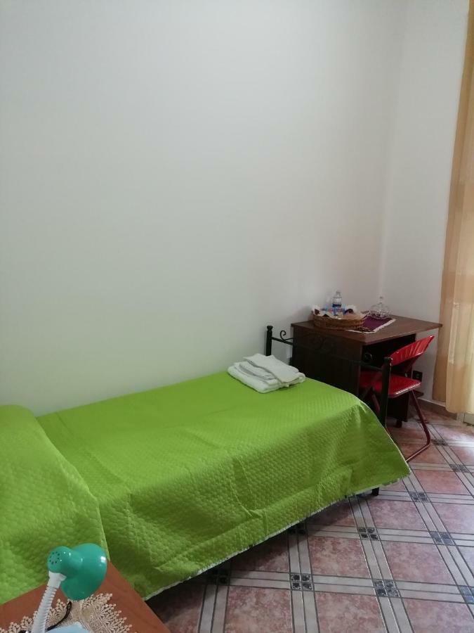 Casa Claudia Hotell Palermo Eksteriør bilde